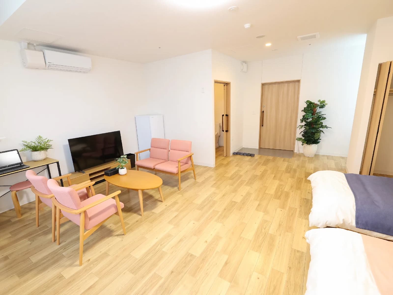 ご夫婦で入れる二人部屋