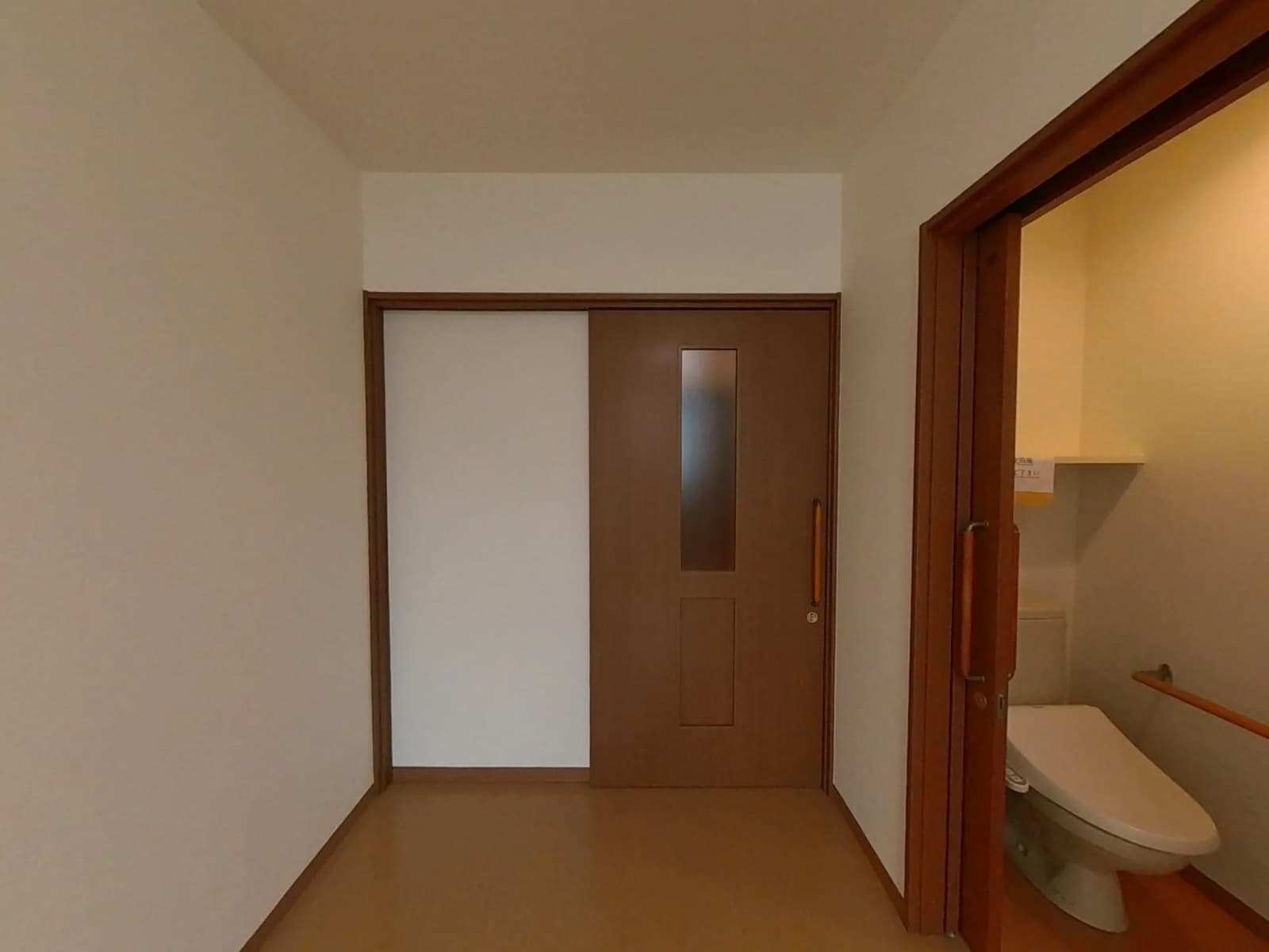 トイレ付きの個室