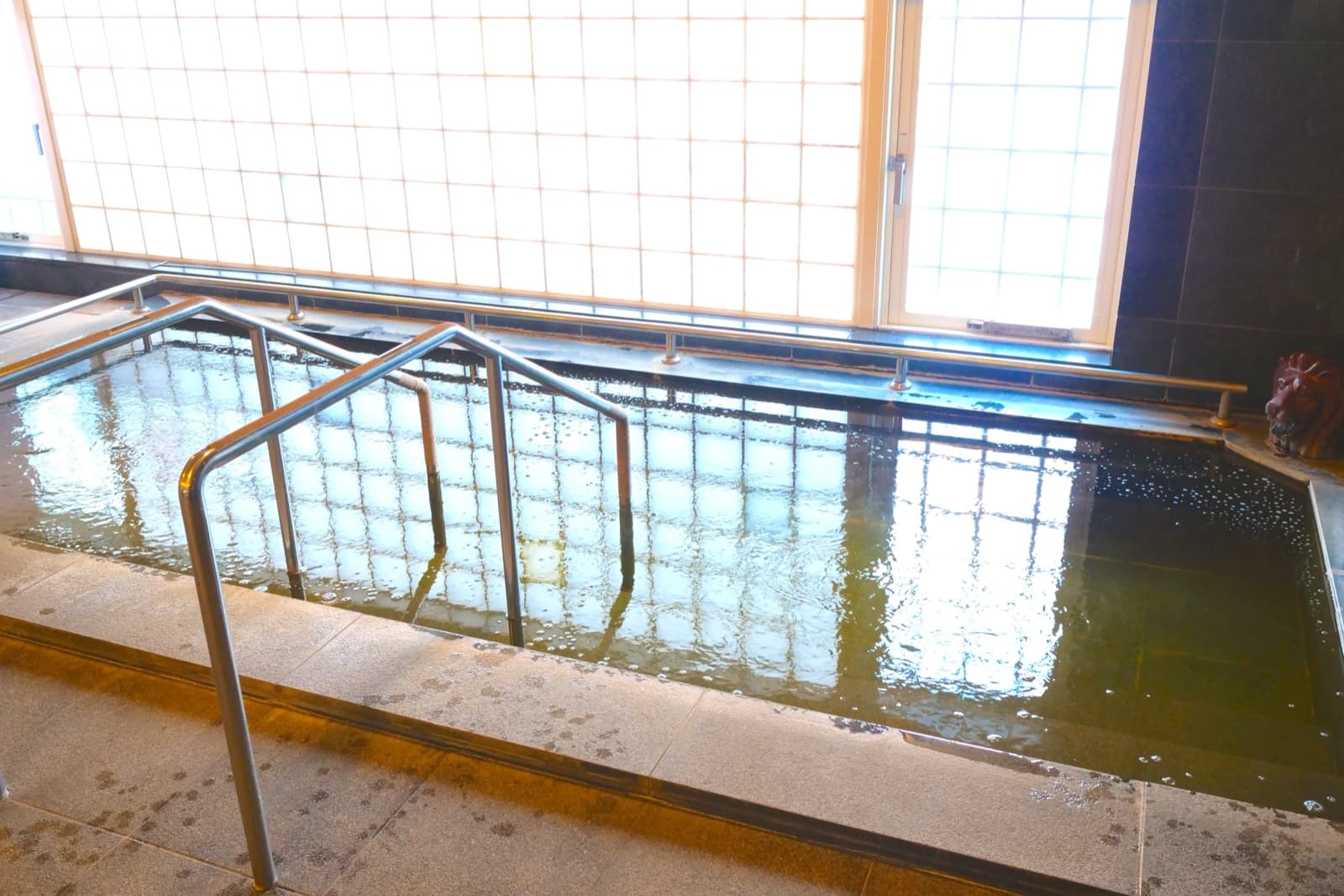 天然温泉と機械浴