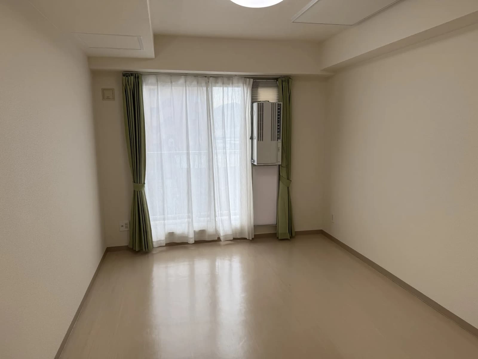 キッチン付きの1R