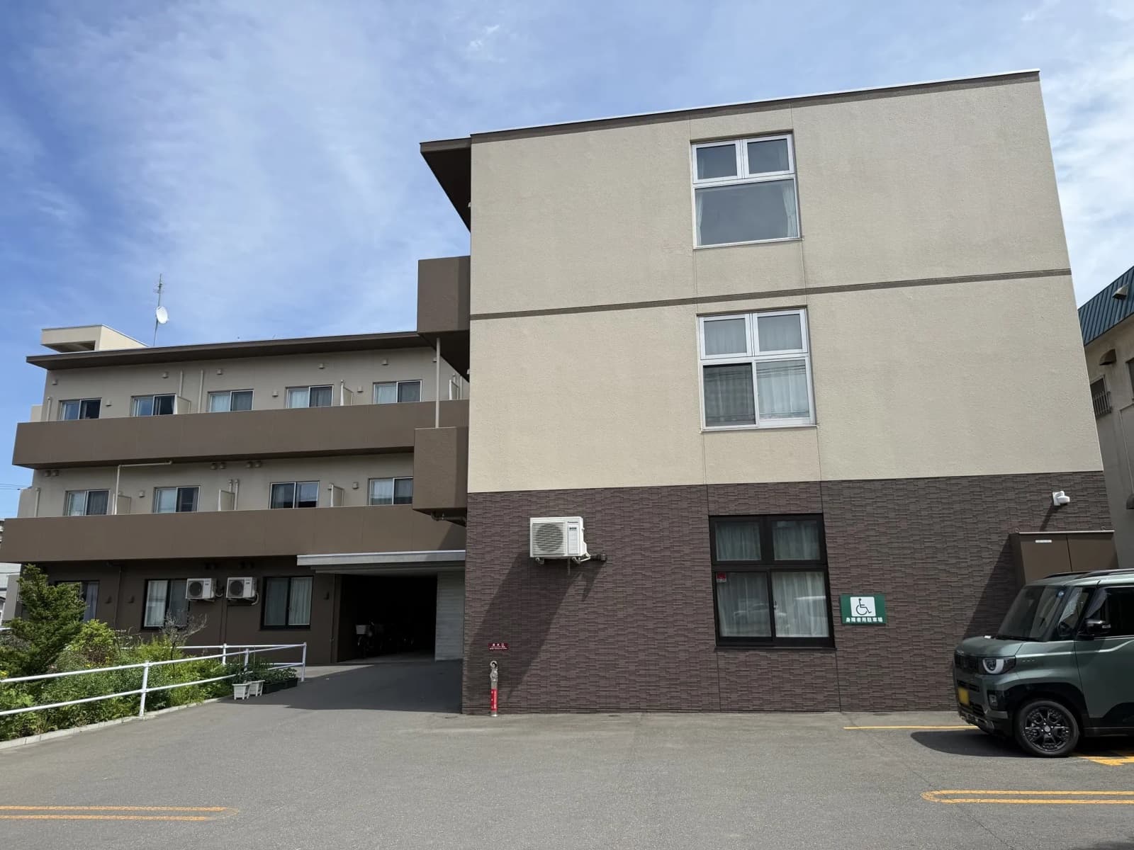 サービス付き高齢者向け住宅 えんじゅ西野