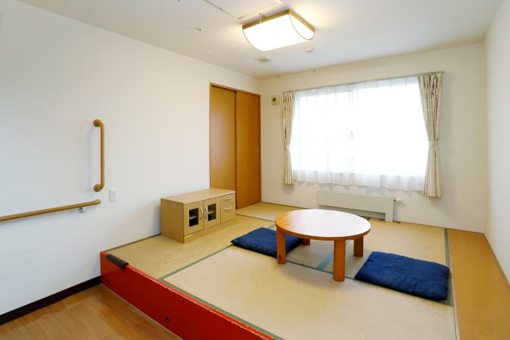畳コーナーのある共用部